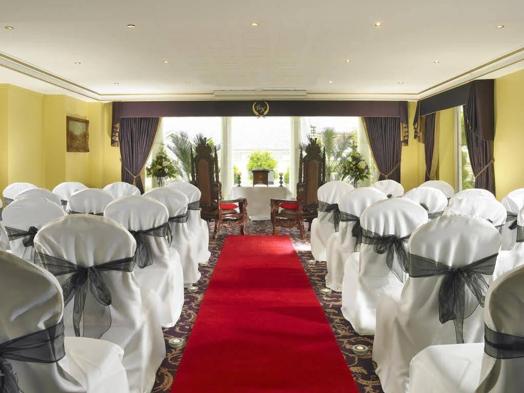 Bridge House Hotel, Leisure Club & Spa Tullamore Exterior photo